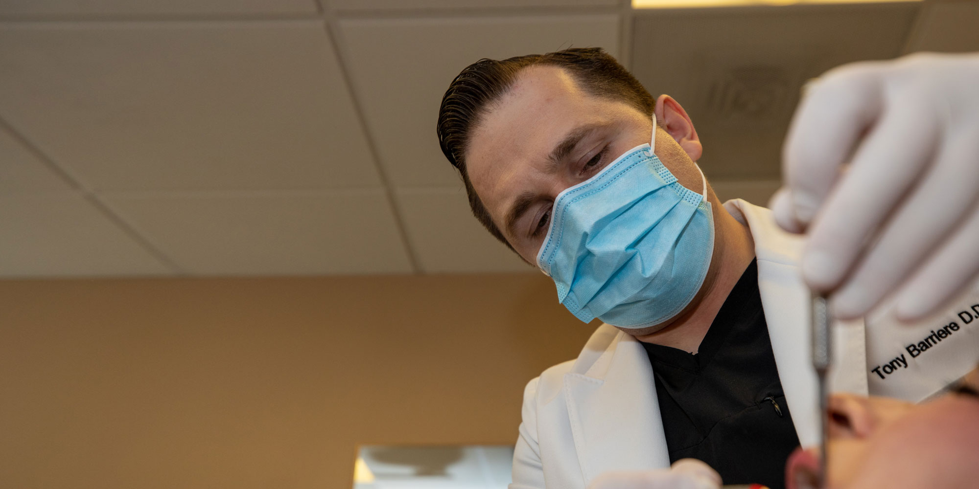 Dr. Tony Barriere treating a patient at West LA Implants